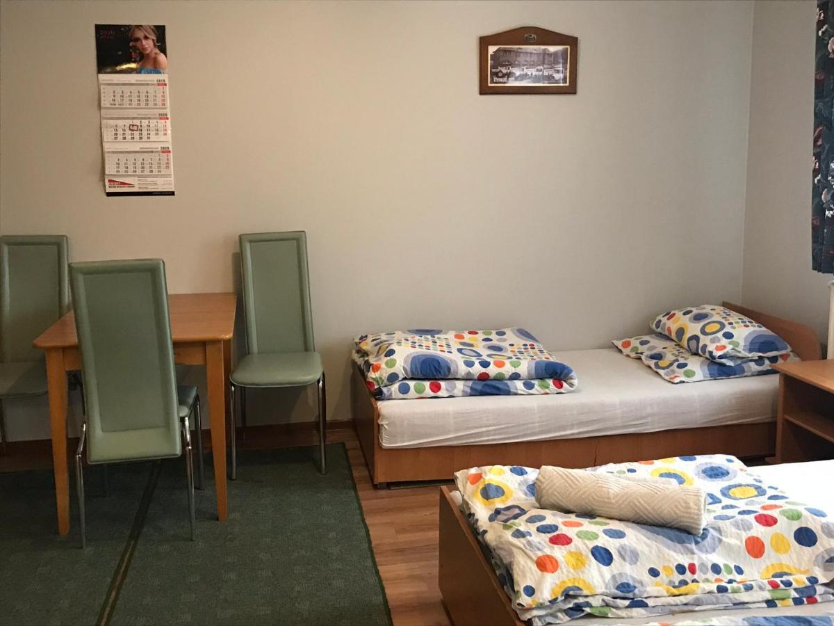 Stajnia Pod Debem Bed & Breakfast