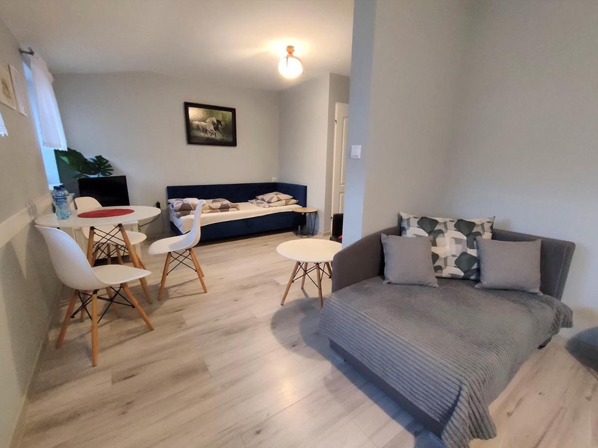 Bed & Breakfast Stajnia Pod Debem Starachowice
