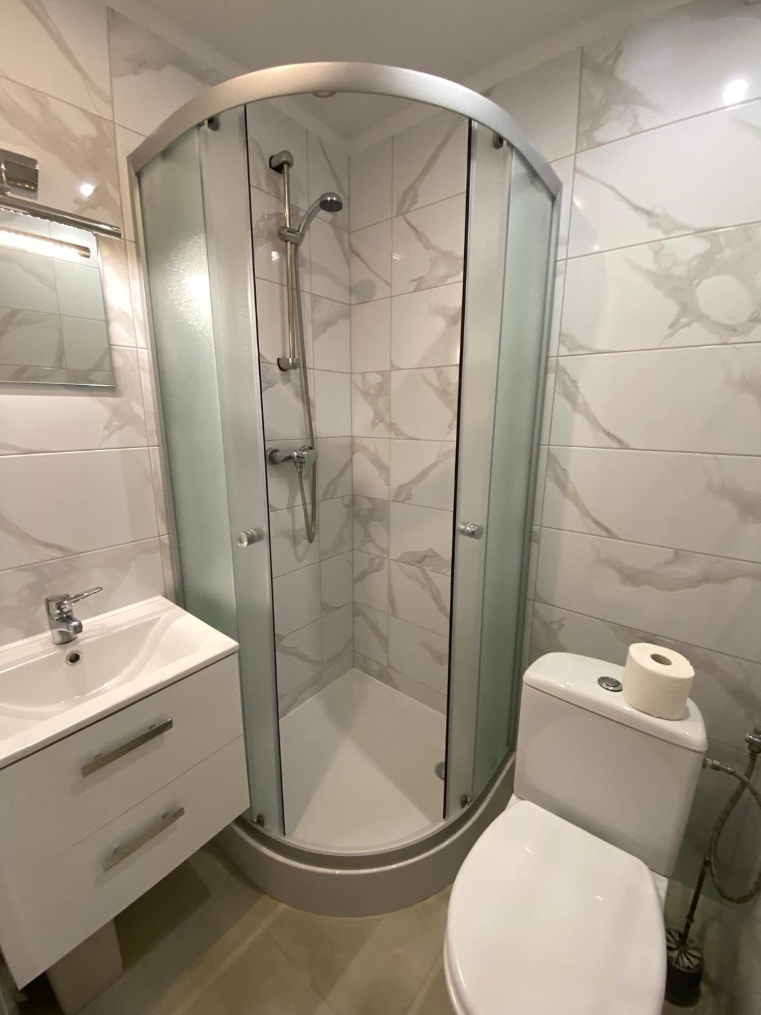 Bed & Breakfast Stajnia Pod Debem *